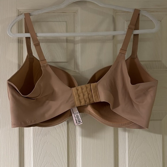 Victoria Secret Bra, 38DDD - Picture 2 of 3